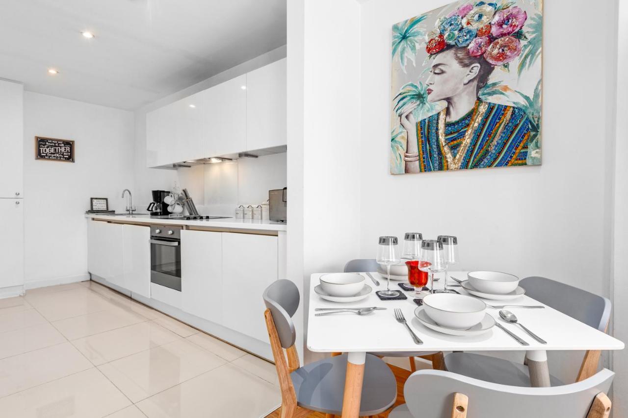 3-Bedroom Flat In London Sleeps 14 Hy1 Exterior foto